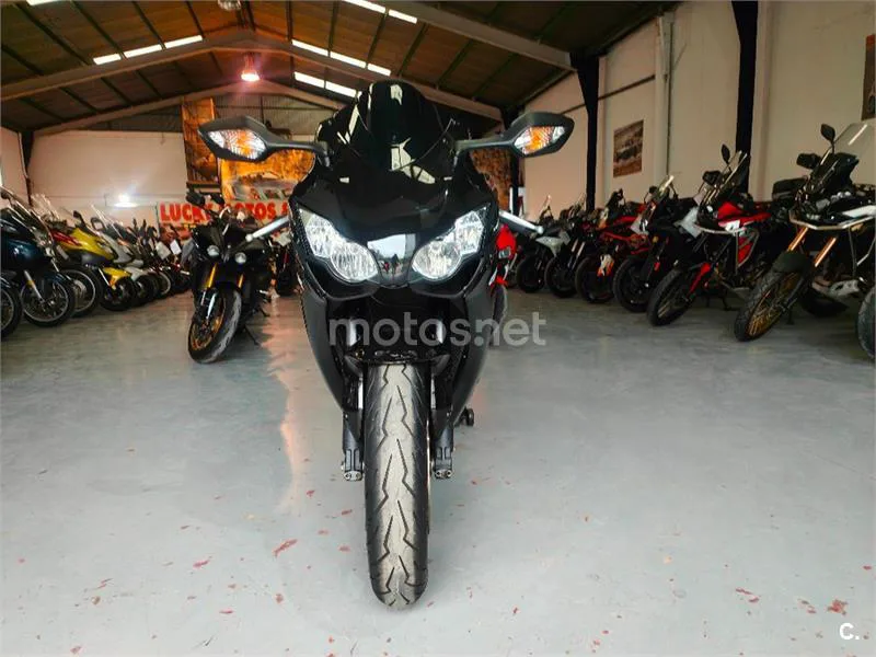 Honda CBR 1000 RR Fireblade – Vista 10