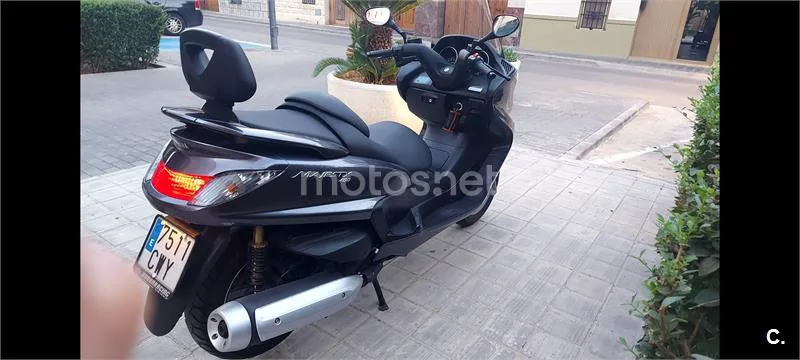 Yamaha YP Majesty 400 – Vista 2