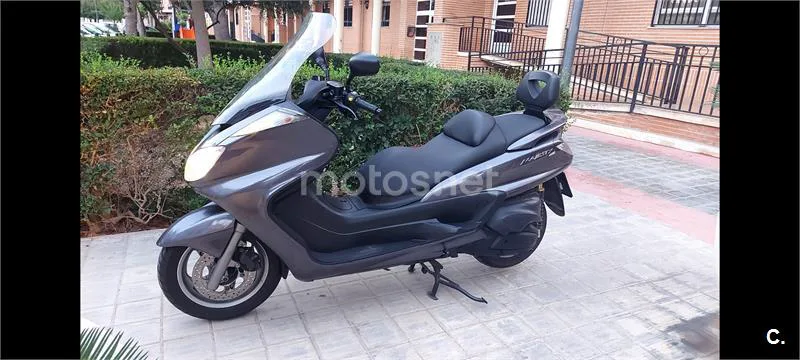 Yamaha YP Majesty 400 – Vista 6