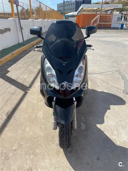 Peugeot SATELIS 125i executive – Vista 3