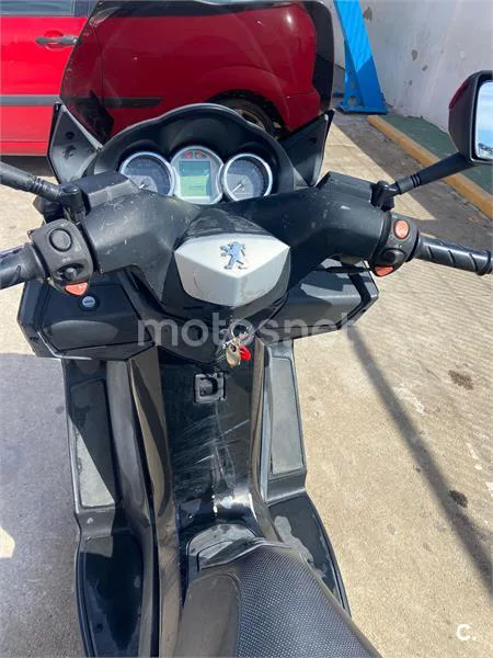 Peugeot SATELIS 125i executive – Vista 4