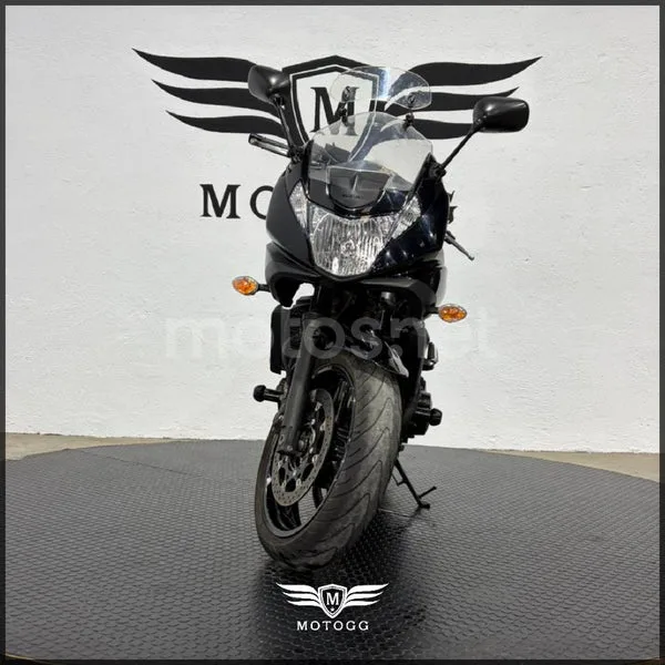 Suzuki Bandit 650 S – Vista 4
