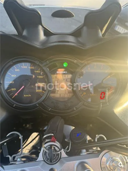 Suzuki V-Strom 650 – Vista 6