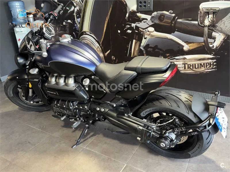 Triumph Rocket 3 – Vista 3