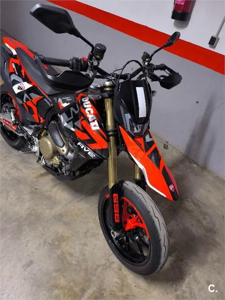 Ducati Hypermotard 698 Mono – Vista 3