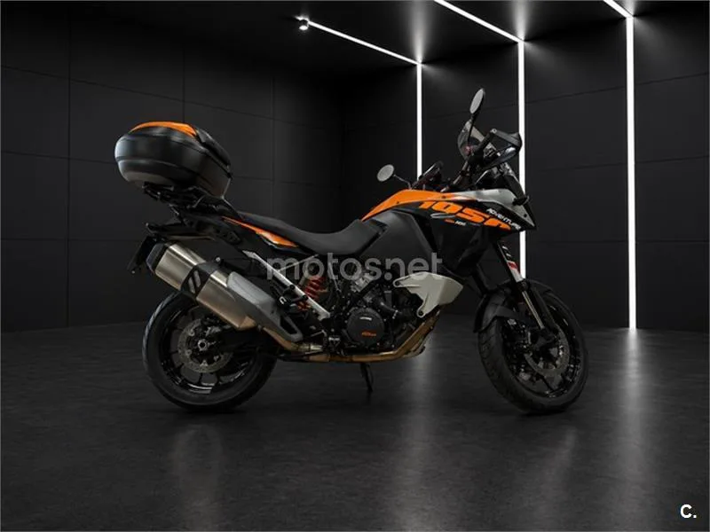 KTM 1050 Adventure – Vista 3