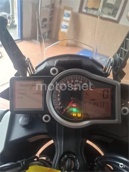 KTM 1050 Adventure – Vista 10