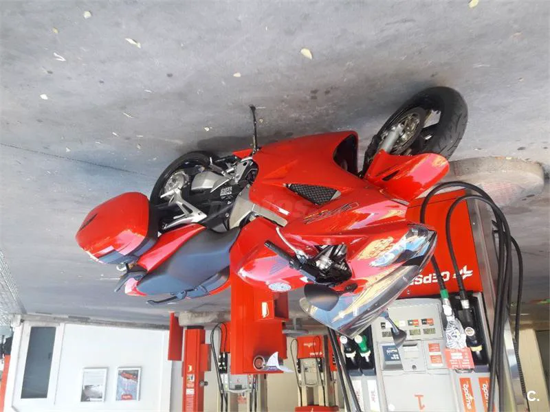 Honda VFR 800 FI – Vista 4