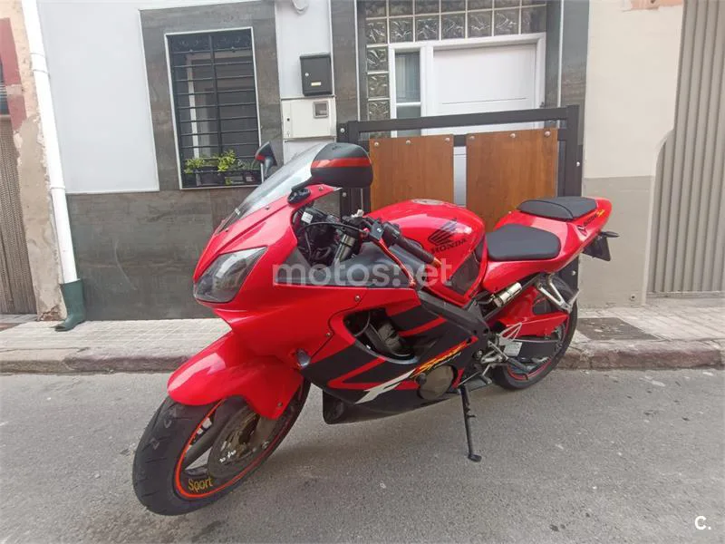 Honda CBR 600F Sport – Vista 3