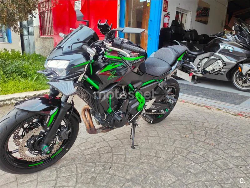 Kawasaki Z650 – Vista 18