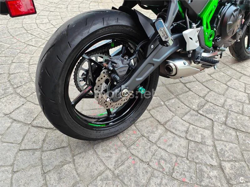 Kawasaki Z650 – Vista 6