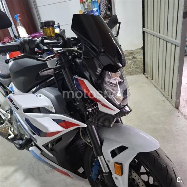 BMW M 1000 R – Vista 4