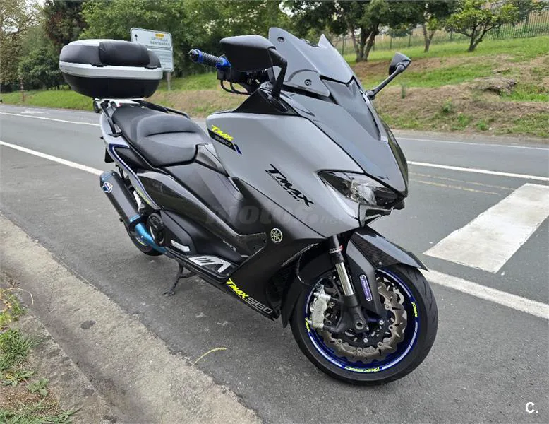 Yamaha TMAX 560 ABS – Vista 3