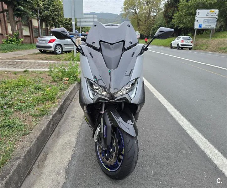 Yamaha TMAX 560 ABS – Vista 5