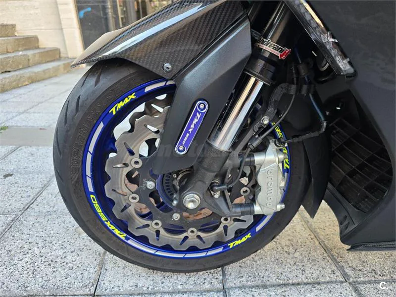 Yamaha TMAX 560 ABS – Vista 7