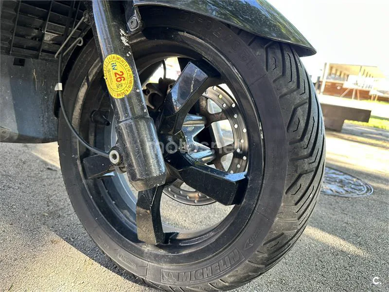 Peugeot SATELIS 125i executive – Vista 5