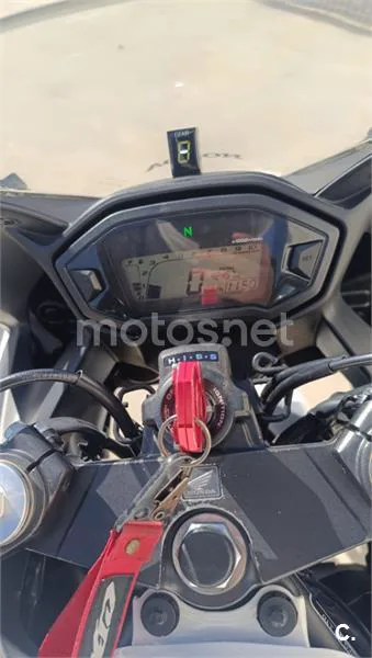 Honda CBR 500 R – Vista 10