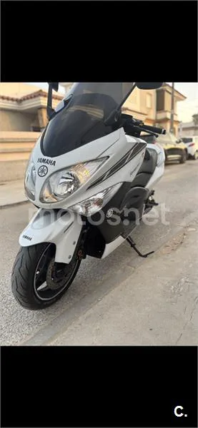Yamaha TMAX 500 – Vista 3