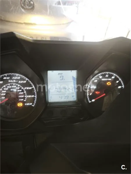 Kymco Super Dink 350i – Vista 6