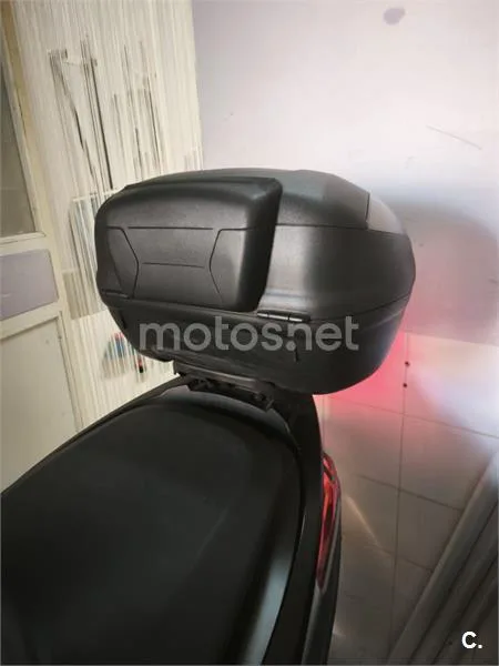 Kymco Super Dink 350i – Vista 9