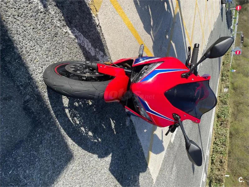 Honda CBR 650 R – Vista 3
