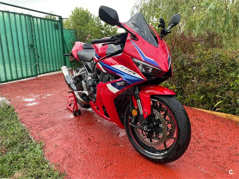 Honda CBR 650 R – Vista 8