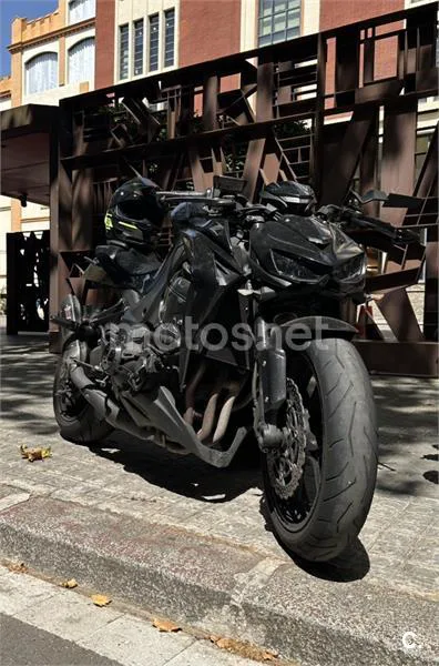 Kawasaki Z 1000 – Vista 3