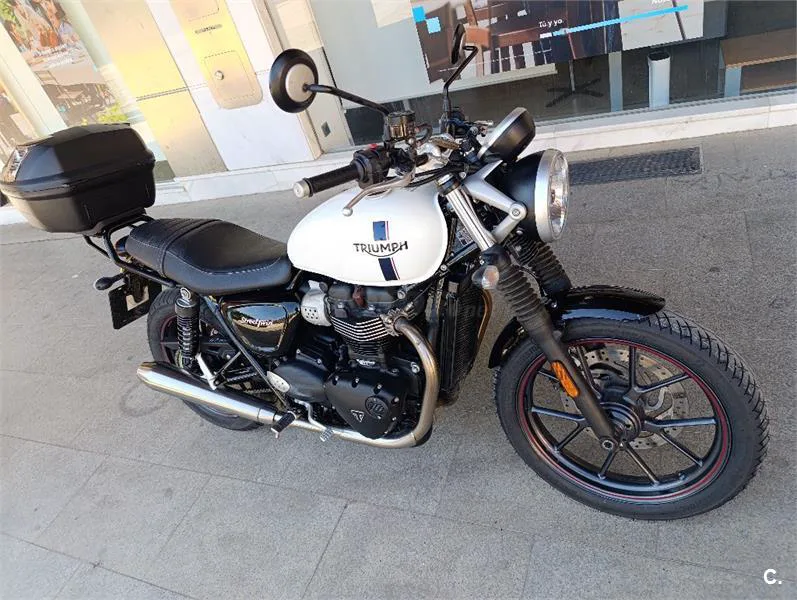 Triumph Street Twin – Vista 2
