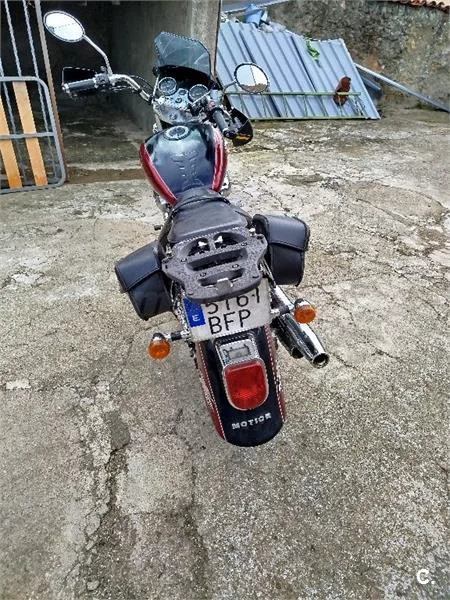 Hyosung GV 250 AQUILA – Vista 3