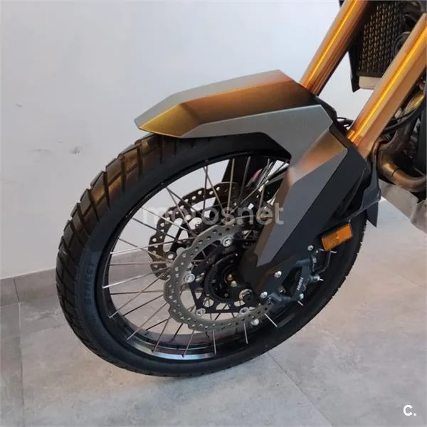 Honda CRF 1100L Africa Twin – Vista 11