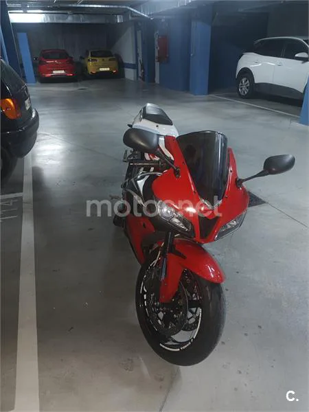 Honda CBR 600 RR – Vista 3