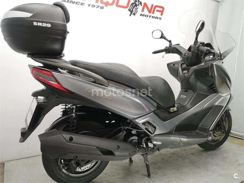 Kymco Grand Dink 300 – Vista 4