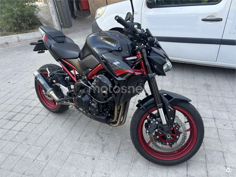 Kawasaki Z 900 – Vista 4