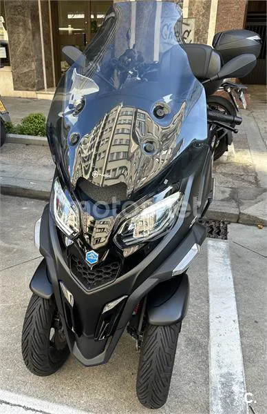 Piaggio MP3 Sport 400 – Vista 3