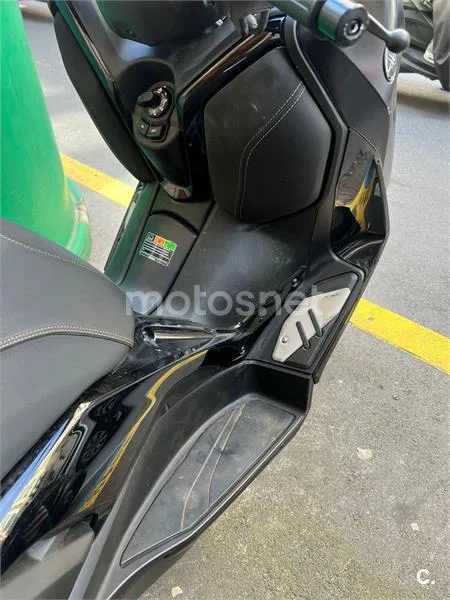 Yamaha XMAX 125 – Vista 4