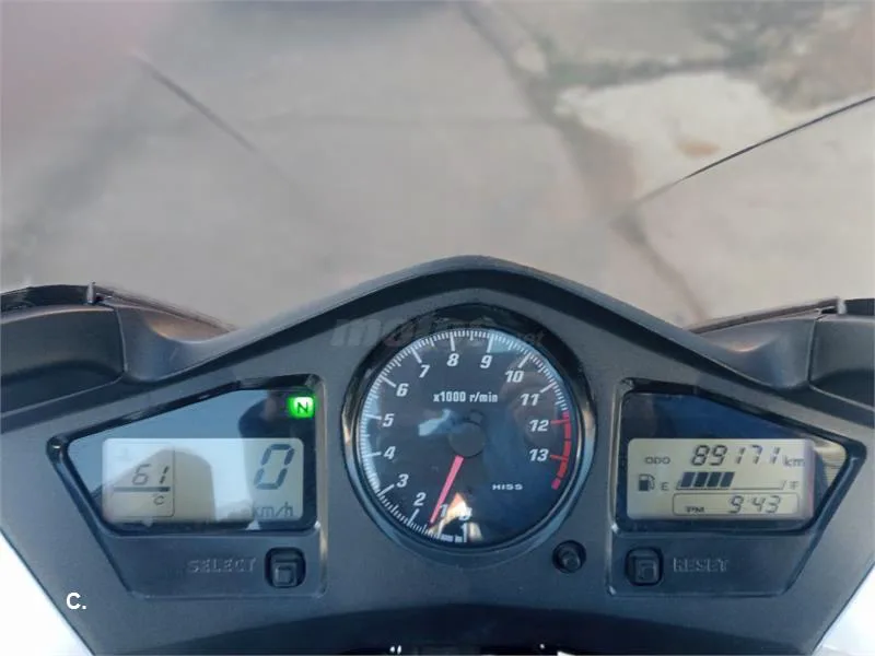 Honda VFR 800 FI – Vista 4