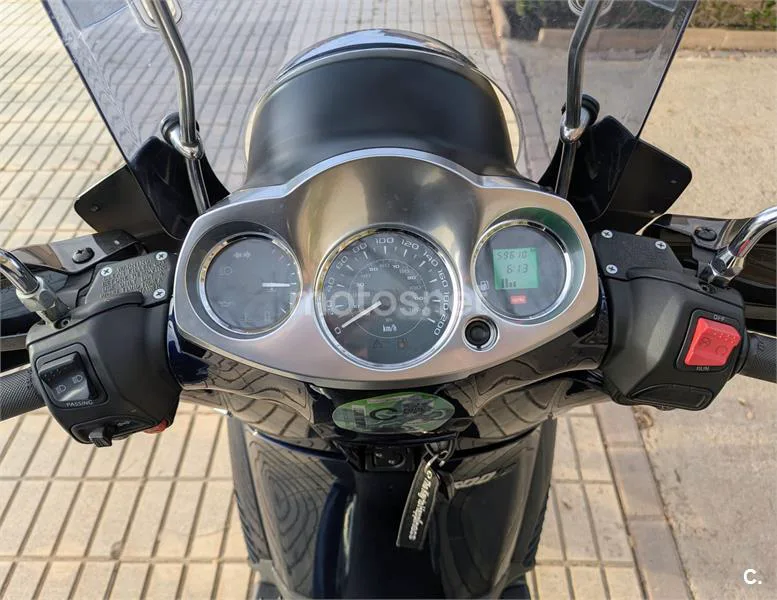 Aprilia Scarabeo 500 ie – Vista 5