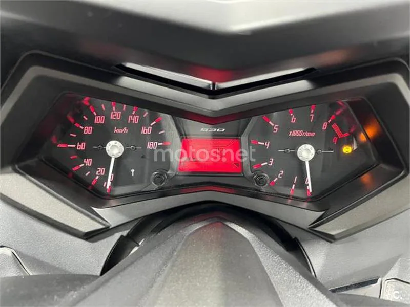 Yamaha TMAX 530 – Vista 8