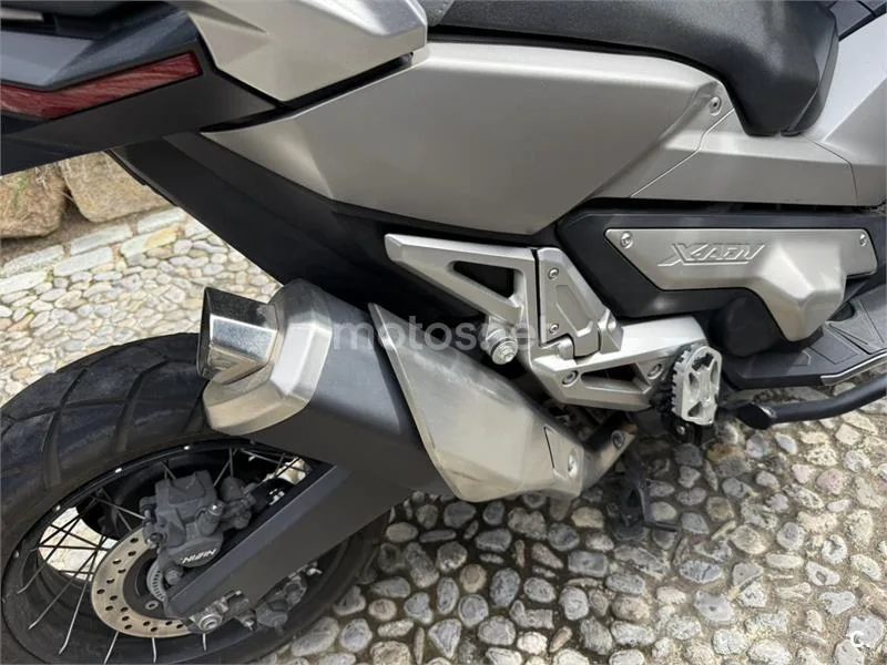 Honda X-ADV – Vista 12