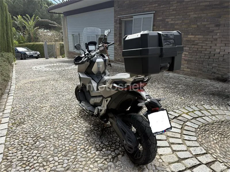 Honda X-ADV – Vista 5