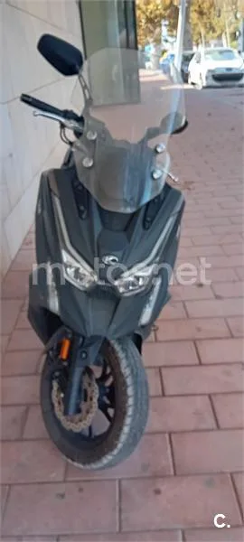 Kymco DTX 360 – Vista 2