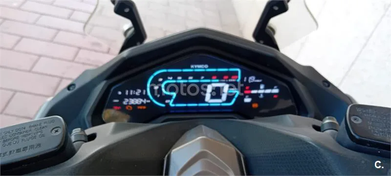 Kymco DTX 360 – Vista 4