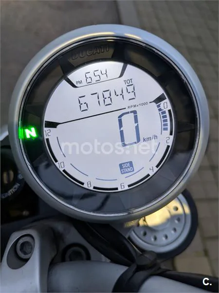 Ducati Scrambler – Vista 2