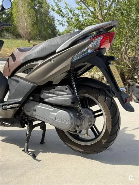 Kymco Agility City 50 – Vista 4
