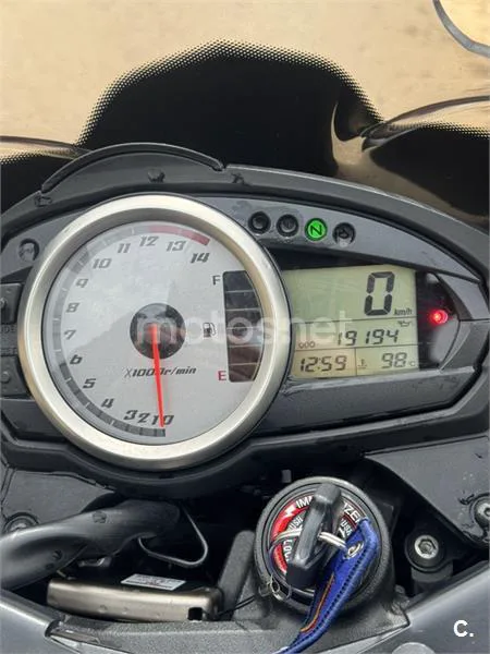 Kawasaki Z 750 – Vista 2