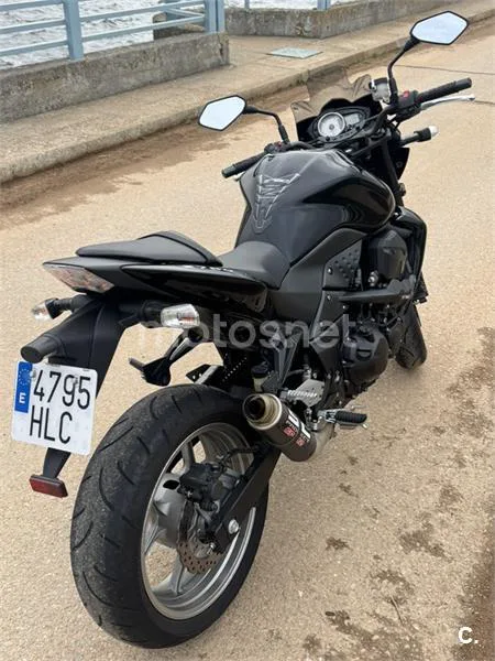 Kawasaki Z 750 – Vista 9