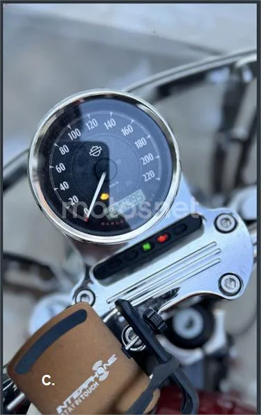 Harley-Davidson Sportster Superlow – Vista 8