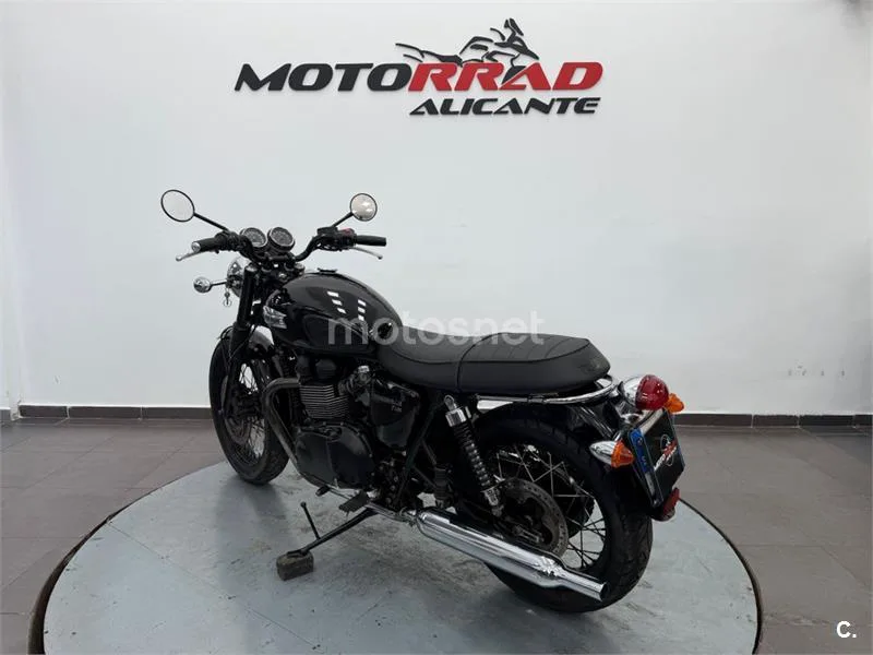 Triumph Bonneville T100 – Vista 5