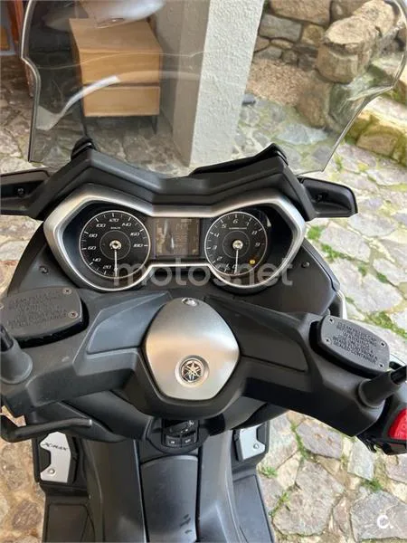 Yamaha XMAX 400 – Vista 2