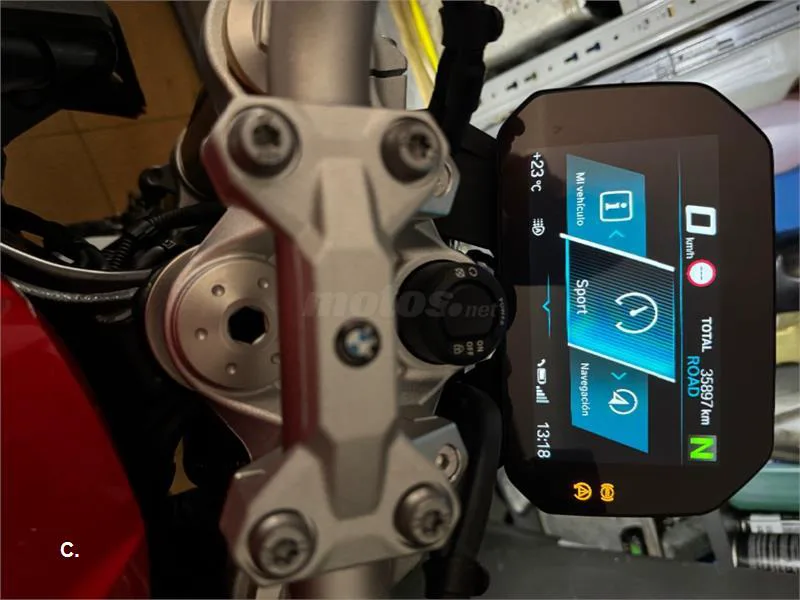 BMW F 900 R – Vista 7